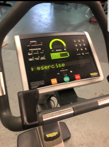 TECHNOGYM Excite+ 700i SP Upright Bike