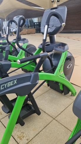 Cybex - R SERIES TOTAL BODY ARC TRAINER